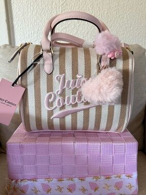 Beautiful Juicy Couture Sandstone Stripes Free To Be Juicy Speedy Satchel💗☀️🌸